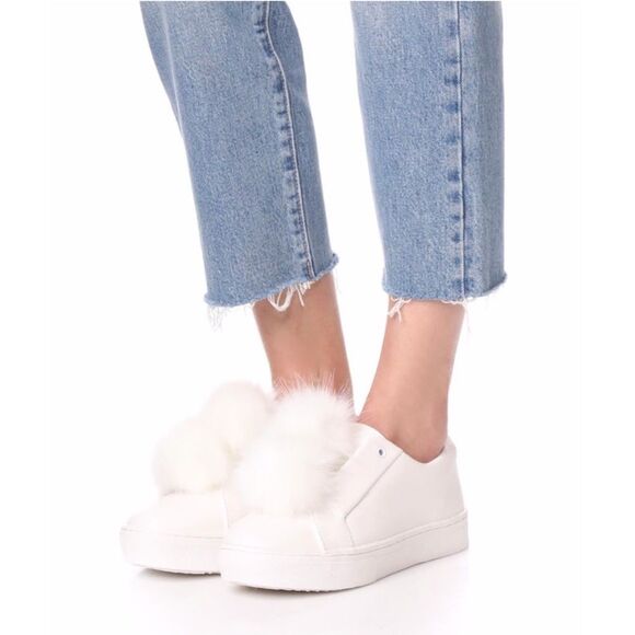 Sam Edelman Sneakers White Leya Leather Faux Fur Pom Pom Size 6 - Picture 1 of 8